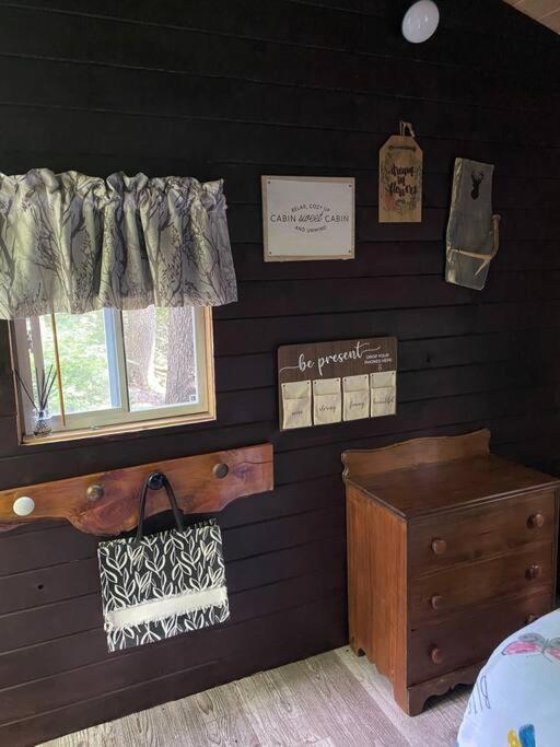 Campeggio Angie's Country Non Electric Rustic In The Woods Provide The Linens Self Check In Access To Hot Shared Hot Tub Fredonia